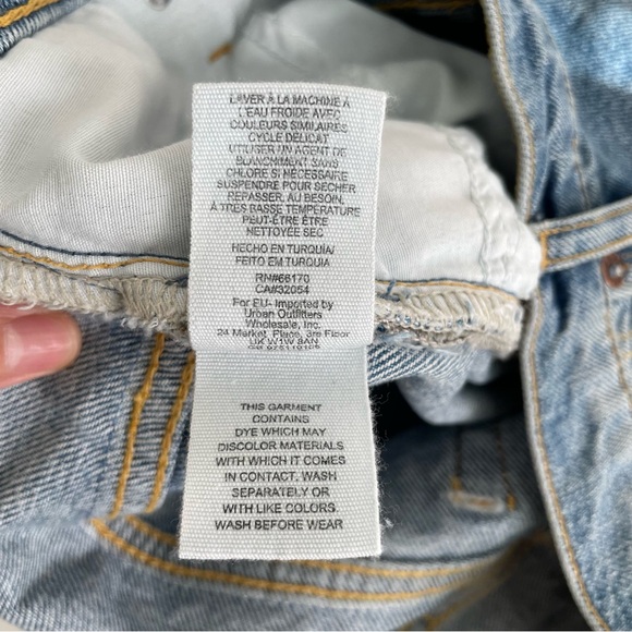 Free People We The Free Distressed Boho Jean Shorts 100% Cotton Size 26 NWT - Picture 9 of 9